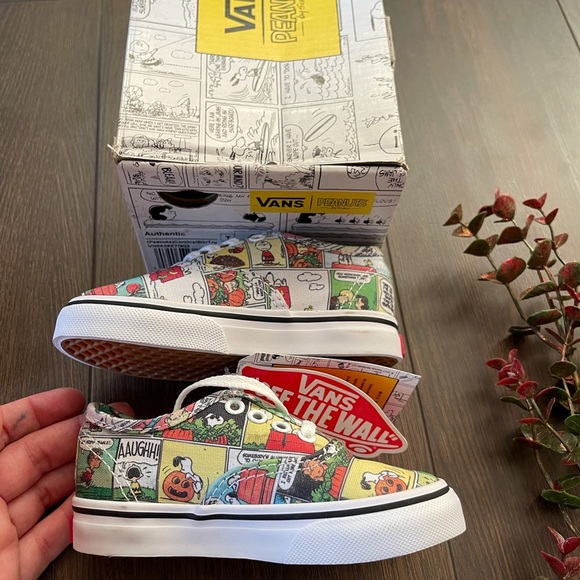 NEW Vans X peanuts collaboration toddler comic strip authentic shoes - Picture 6 of 9